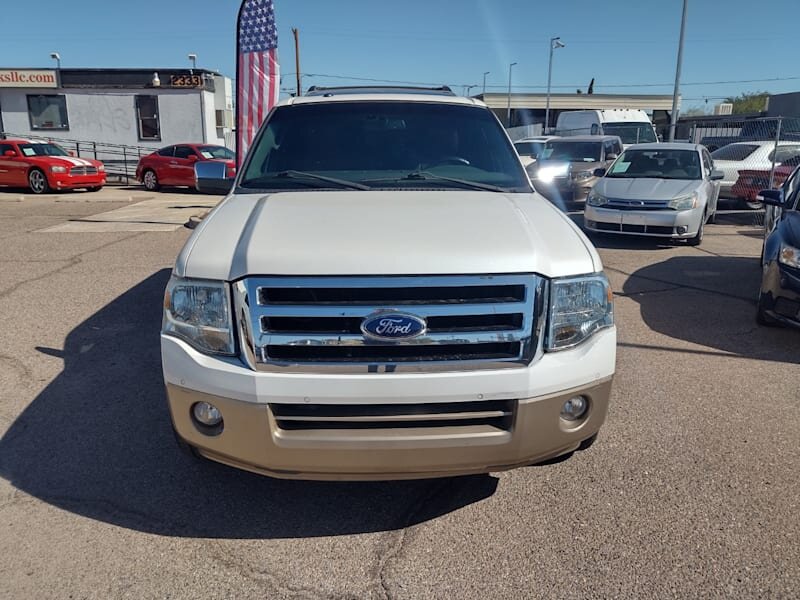 2013 Ford Expedition XLT   - Photo 3 - Tucson, AZ 85711