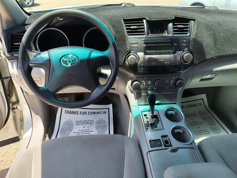 2010 Toyota Highlander - Photo 10 - Tucson, AZ 85711