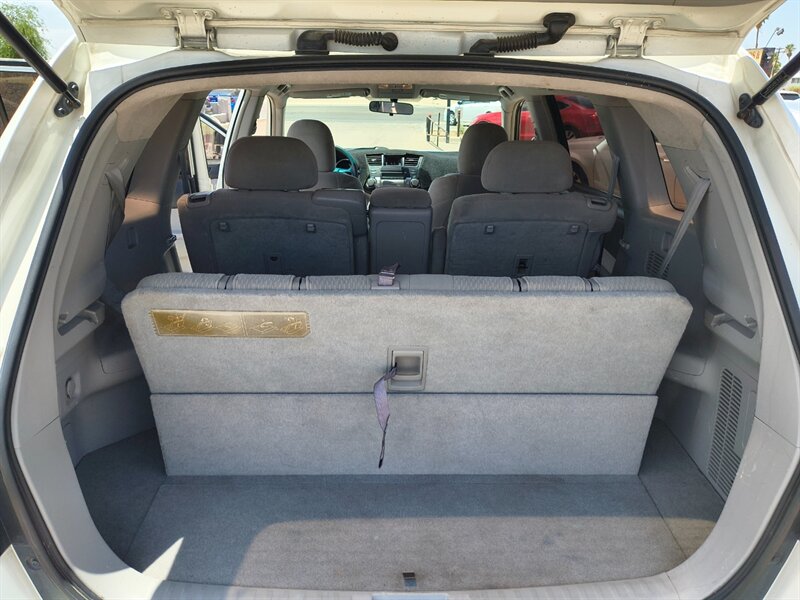 2010 Toyota Highlander - Photo 14 - Tucson, AZ 85711