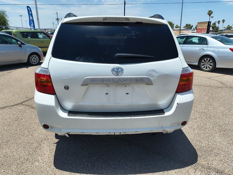 2010 Toyota Highlander - Photo 7 - Tucson, AZ 85711