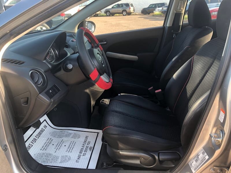 2011 Mazda Mazda2 Sport   - Photo 8 - Tucson, AZ 85711