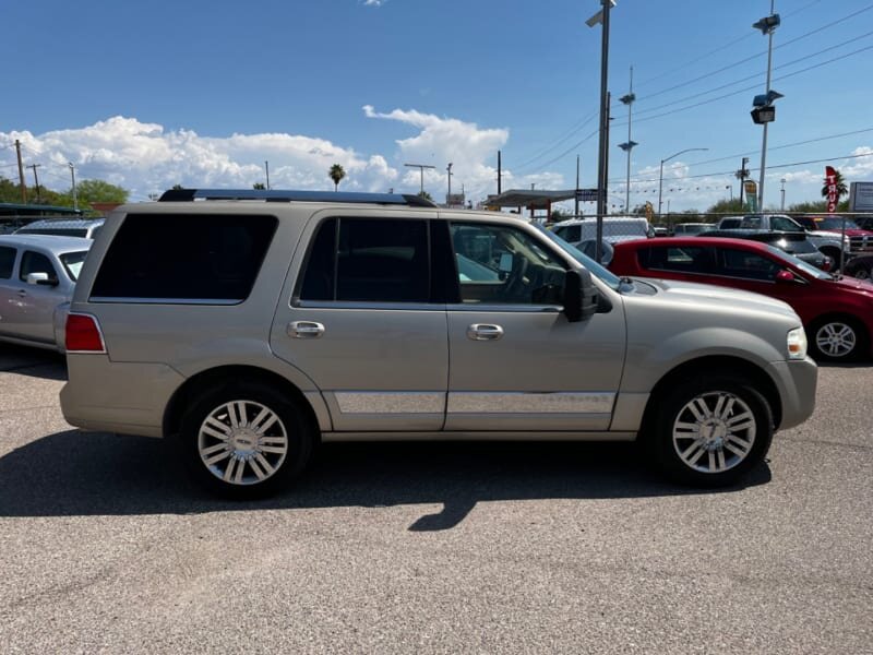 2008 Lincoln Navigator   - Photo 7 - Tucson, AZ 85711