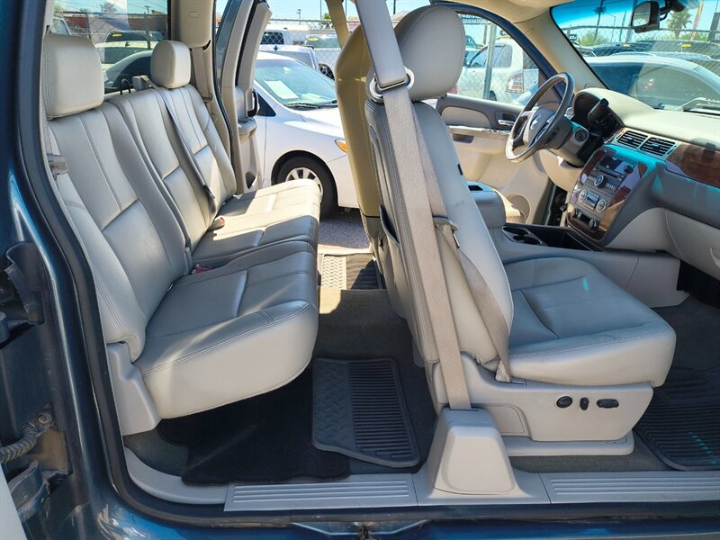 2010 Chevrolet Silverado 1500 LTZ   - Photo 11 - Tucson, AZ 85711