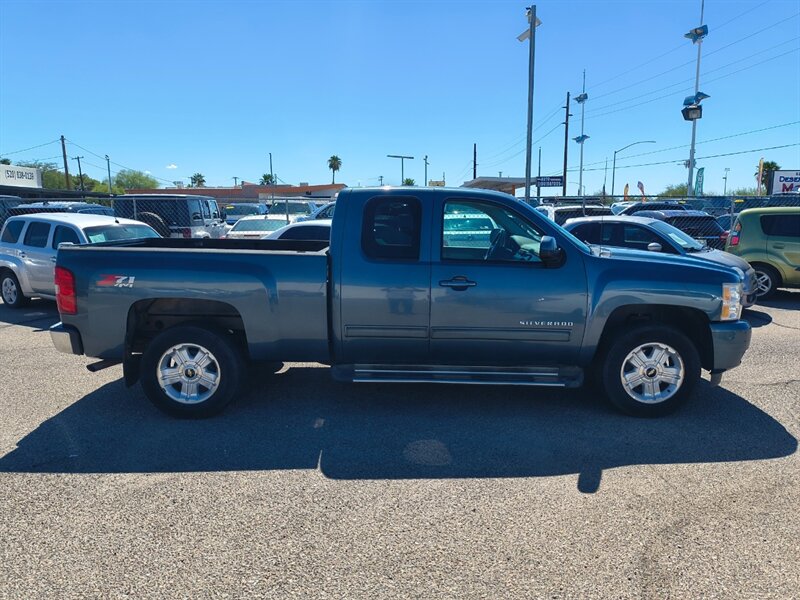 2010 Chevrolet Silverado 1500 LTZ   - Photo 4 - Tucson, AZ 85711
