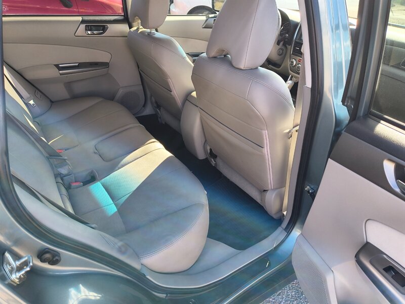2011 Subaru Forester 2.5X Limited - Photo 11 - Tucson, AZ 85711