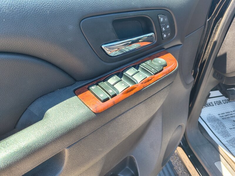 2013 Chevrolet Tahoe LTZ - Photo 13 - Tucson, AZ 85711