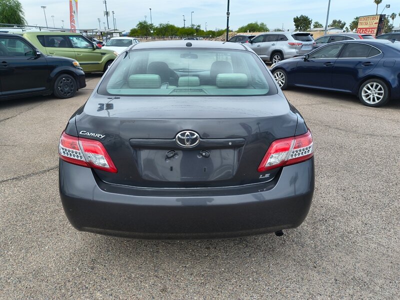 2011 Toyota Camry LE   - Photo 7 - Tucson, AZ 85711