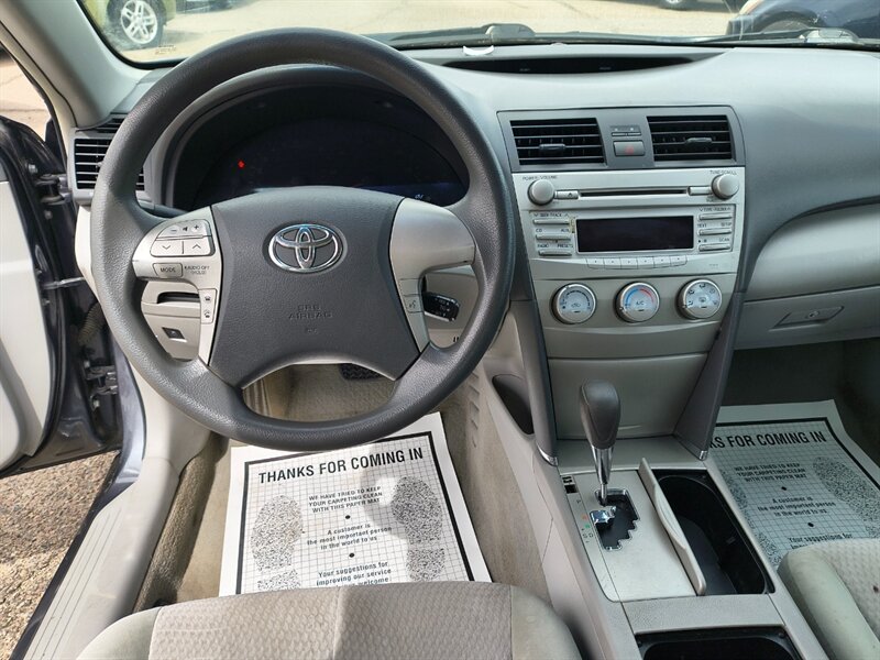 2011 Toyota Camry LE   - Photo 14 - Tucson, AZ 85711