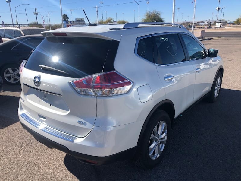 2016 Nissan Rogue SV   - Photo 2 - Tucson, AZ 85711