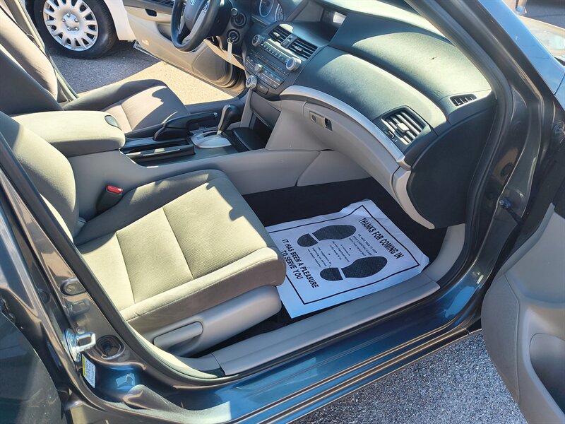 2012 Honda Accord LX   - Photo 12 - Tucson, AZ 85711