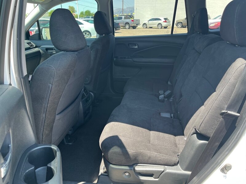 2020 Honda Pilot EX   - Photo 10 - Tucson, AZ 85711