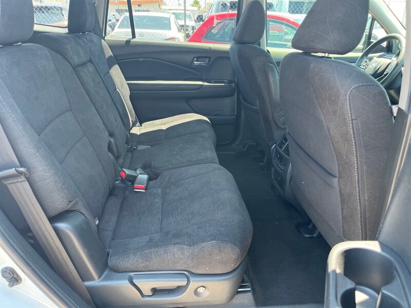 2020 Honda Pilot EX   - Photo 12 - Tucson, AZ 85711