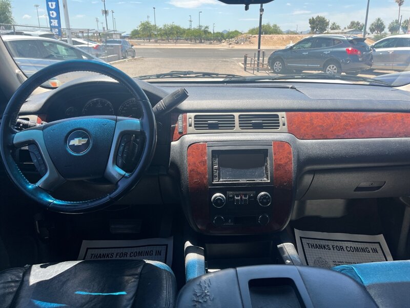 2012 Chevrolet Tahoe LS   - Photo 10 - Tucson, AZ 85711