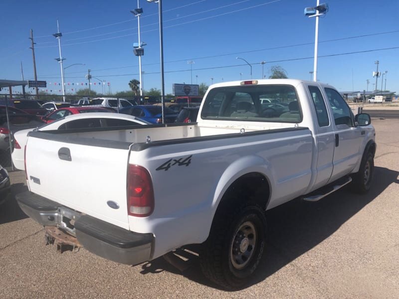 2004 Ford F-250 Super Duty SuperCab XL   - Photo 2 - Tucson, AZ 85711