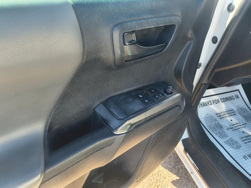 2020 Toyota Tacoma SR5 V6 - Photo 16 - Tucson, AZ 85711