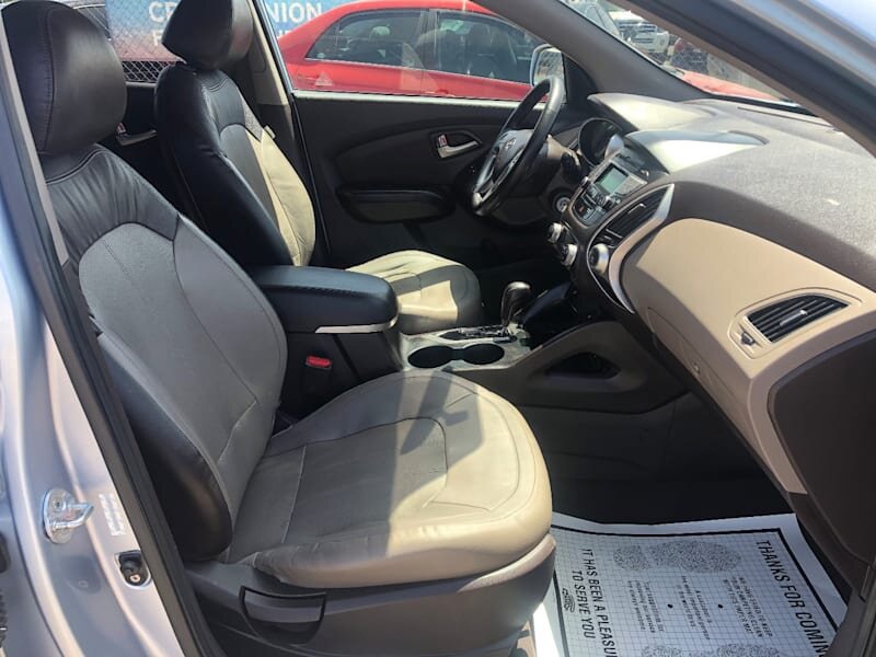 2010 Hyundai Tucson Limited   - Photo 12 - Tucson, AZ 85711