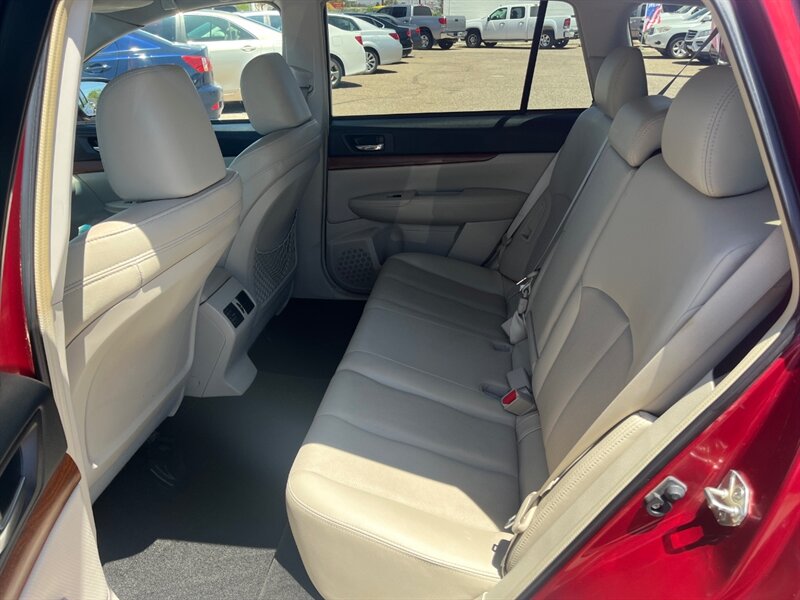 2013 Subaru Outback 2.5i Limited - Photo 9 - Tucson, AZ 85711