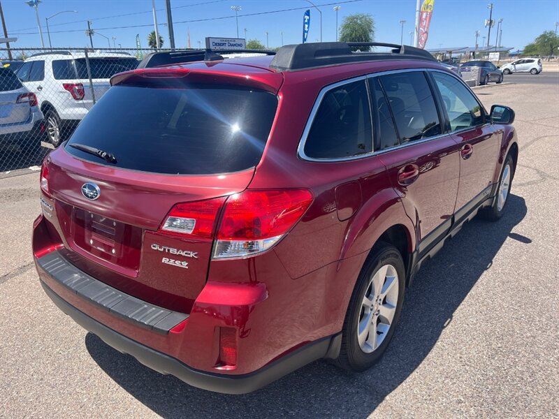 2013 Subaru Outback 2.5i Limited - Photo 2 - Tucson, AZ 85711