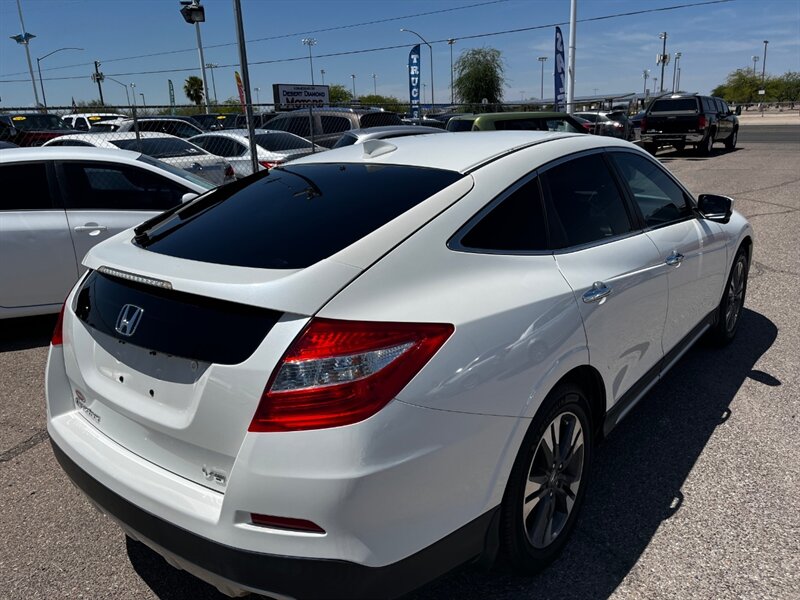 2014 Honda Crosstour EX-L V6 - Photo 2 - Tucson, AZ 85711