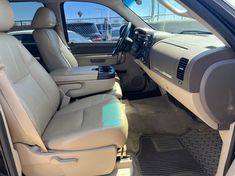 2012 Chevrolet Silverado 1500 LT   - Photo 11 - Tucson, AZ 85711