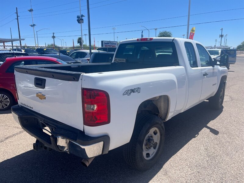 2011 Chevrolet Silverado 2500 Work Truck   - Photo 2 - Tucson, AZ 85711