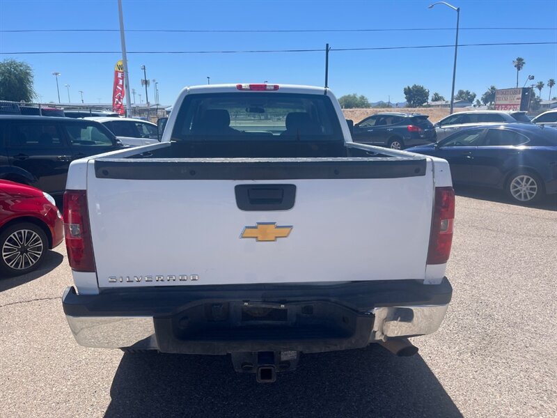 2011 Chevrolet Silverado 2500 Work Truck   - Photo 7 - Tucson, AZ 85711