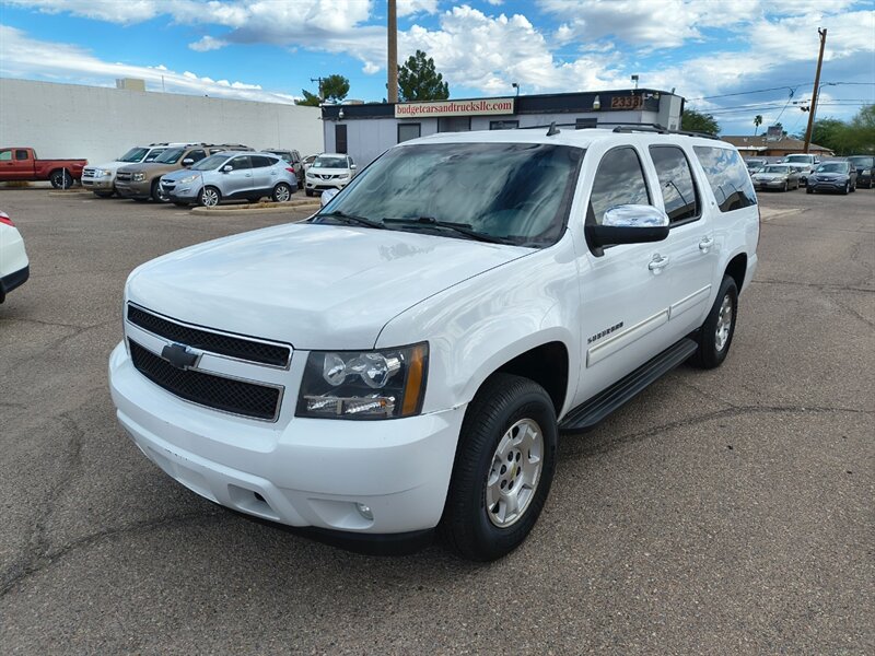 2014 Chevrolet Suburban LT - Photo 15 - Tucson, AZ 85711