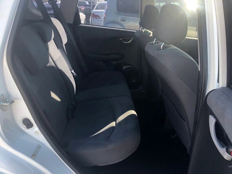 2012 Honda Fit   - Photo 10 - Tucson, AZ 85711