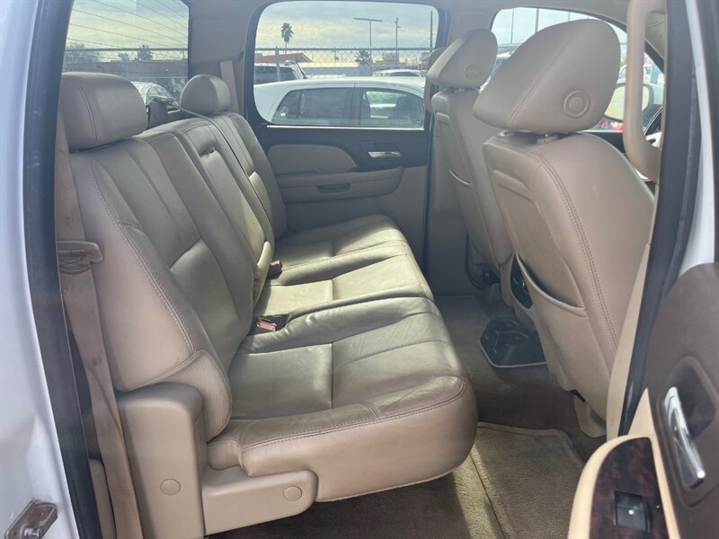 2007 GMC Sierra 1500 Denali - Photo 11 - Tucson, AZ 85711