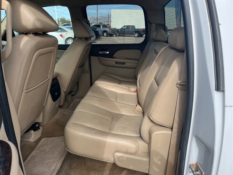 2007 GMC Sierra 1500 Denali - Photo 9 - Tucson, AZ 85711
