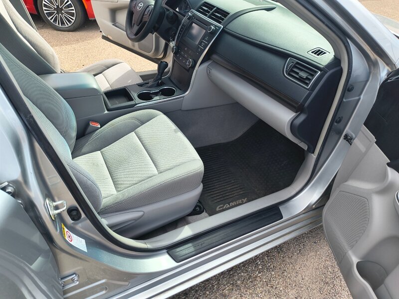 2015 Toyota Camry LE - Photo 12 - Tucson, AZ 85711