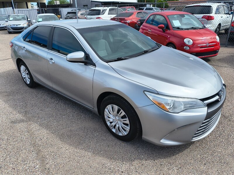 2015 Toyota Camry LE - Photo 5 - Tucson, AZ 85711