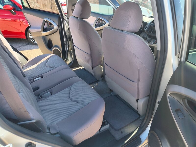 2007 Toyota RAV4   - Photo 11 - Tucson, AZ 85711