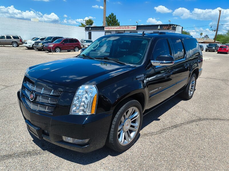 2013 Cadillac Escalade ESV Premium   - Photo 19 - Tucson, AZ 85711