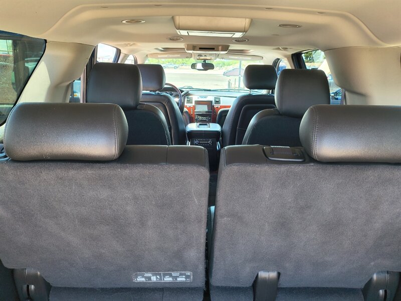 2013 Cadillac Escalade ESV Premium   - Photo 15 - Tucson, AZ 85711