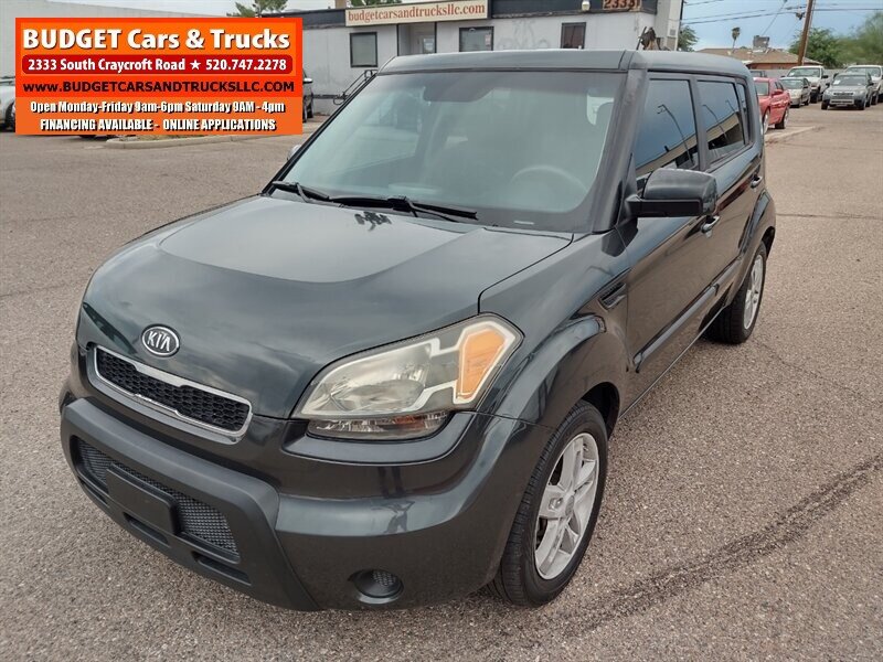 2011 Kia Soul Plus   - Photo 1 - Tucson, AZ 85711