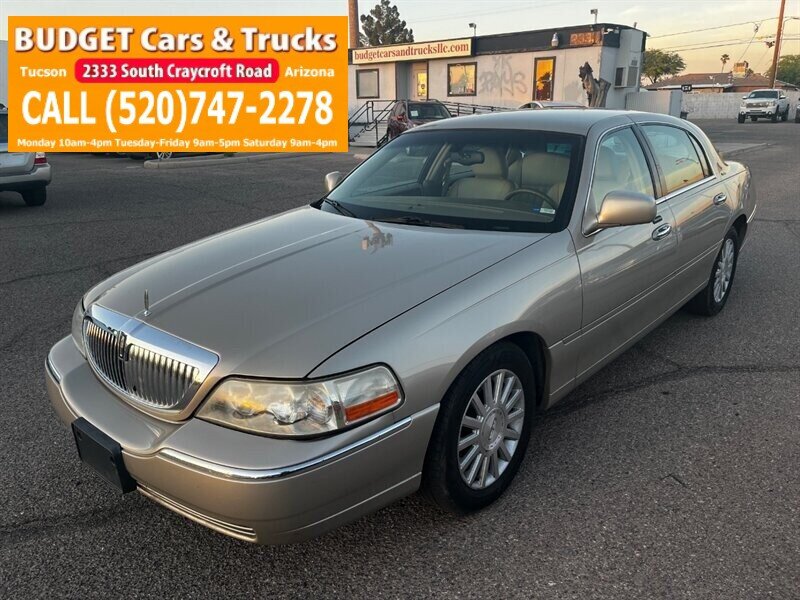 2004 Lincoln Town Car Signature - Photo 1 - Tucson, AZ 85711
