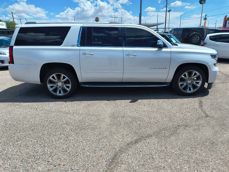 2016 Chevrolet Suburban LTZ   - Photo 4 - Tucson, AZ 85711