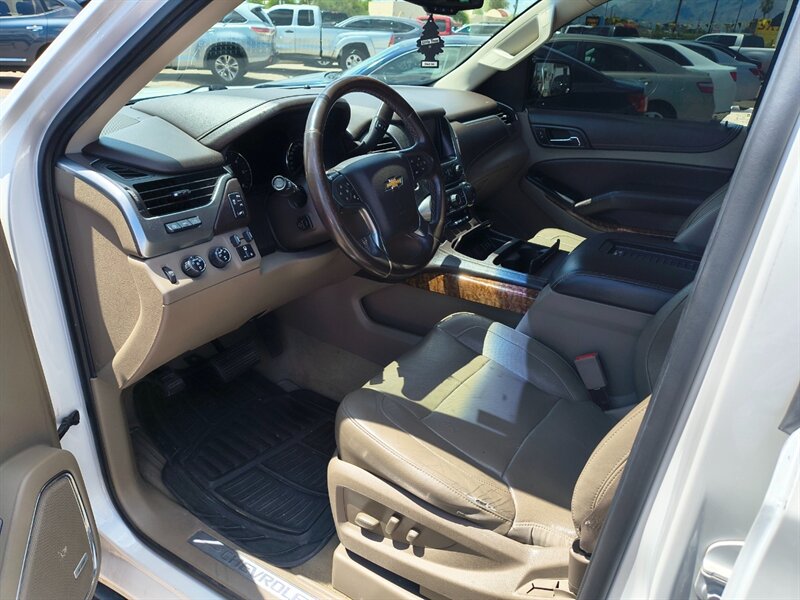 2016 Chevrolet Suburban LTZ   - Photo 8 - Tucson, AZ 85711