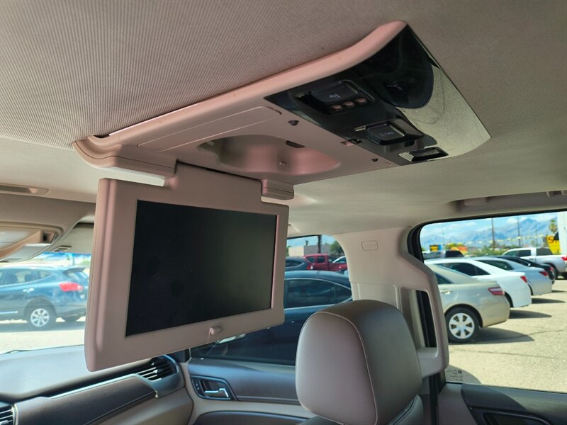 2016 Chevrolet Suburban LTZ   - Photo 14 - Tucson, AZ 85711