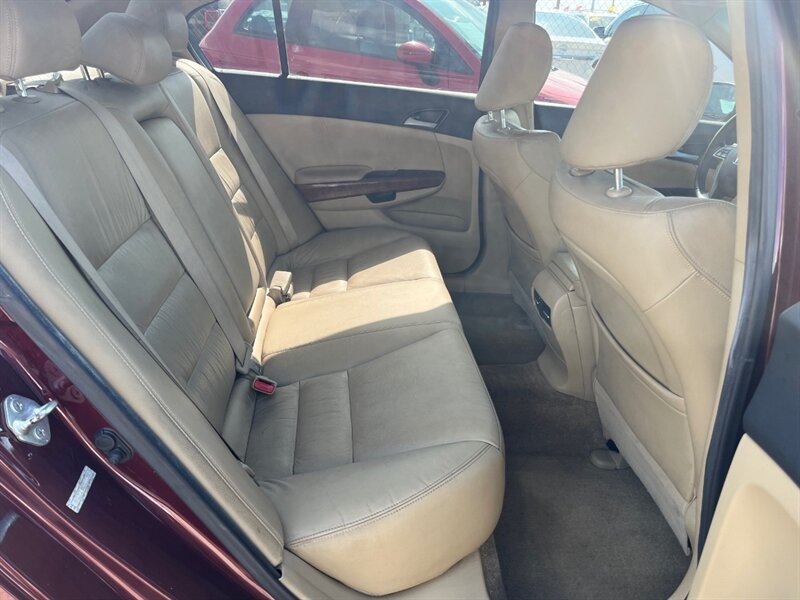 2011 Honda Accord EX-L V6 - Photo 12 - Tucson, AZ 85711