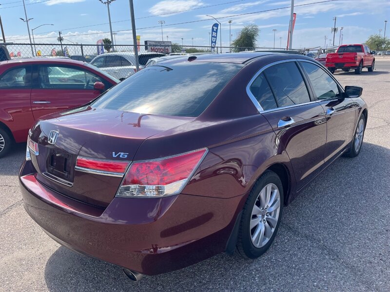 2011 Honda Accord EX-L V6 - Photo 2 - Tucson, AZ 85711