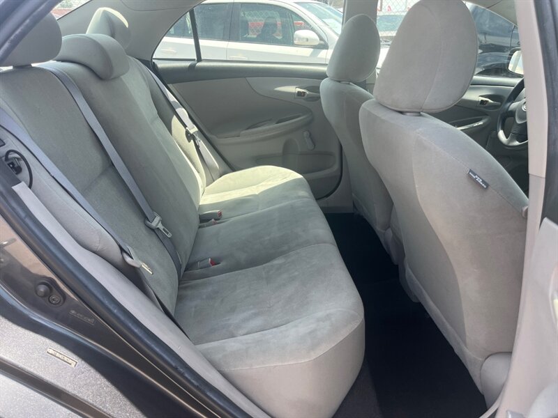 2011 Toyota Corolla L - Photo 11 - Tucson, AZ 85711