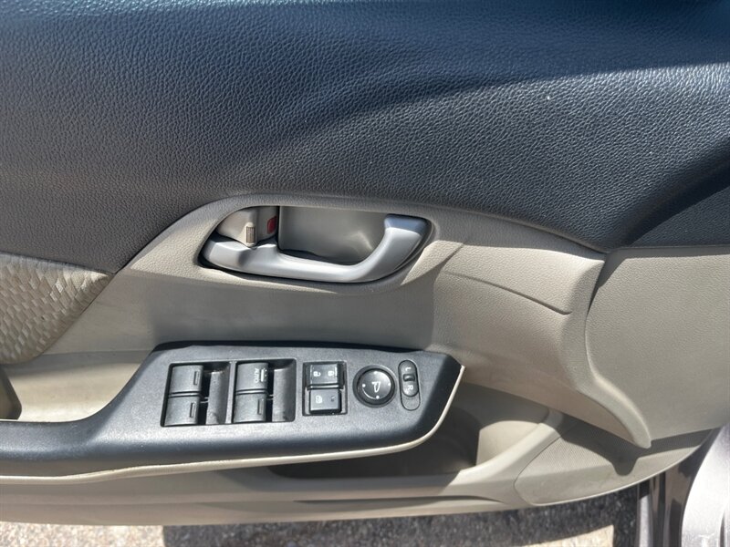 2015 Honda Civic LX - Photo 13 - Tucson, AZ 85711