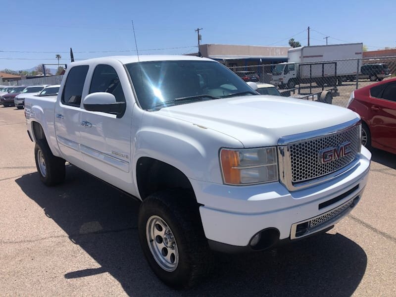 2009 GMC Sierra 1500 Denali   - Photo 4 - Tucson, AZ 85711