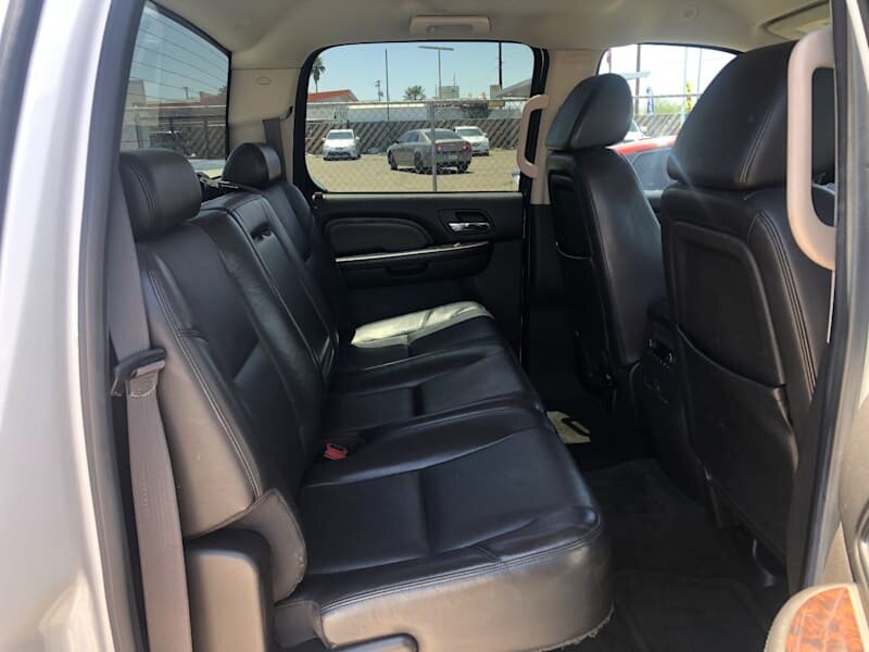 2009 GMC Sierra 1500 Denali   - Photo 11 - Tucson, AZ 85711