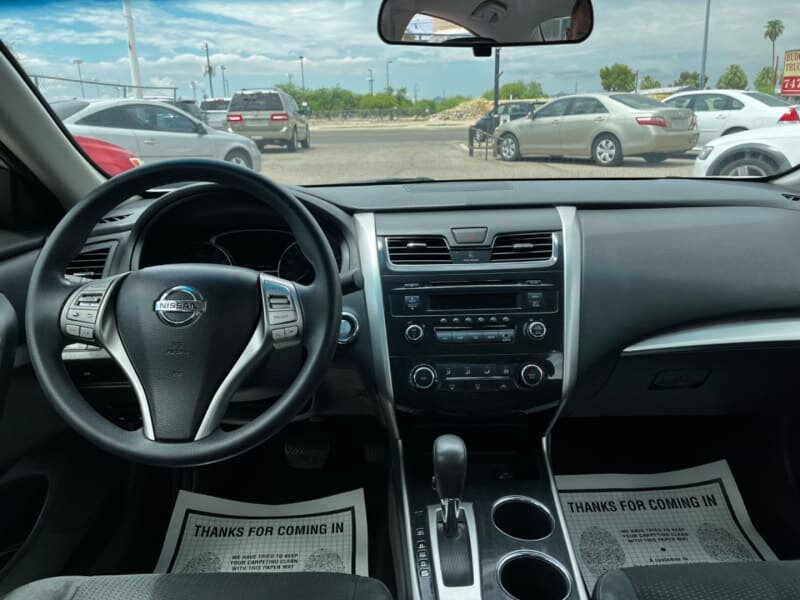 2014 Nissan Altima 2.5 S   - Photo 11 - Tucson, AZ 85711