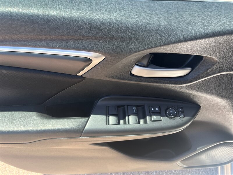 2015 Honda Fit LX   - Photo 14 - Tucson, AZ 85711