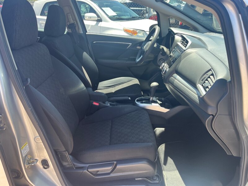 2015 Honda Fit LX   - Photo 12 - Tucson, AZ 85711