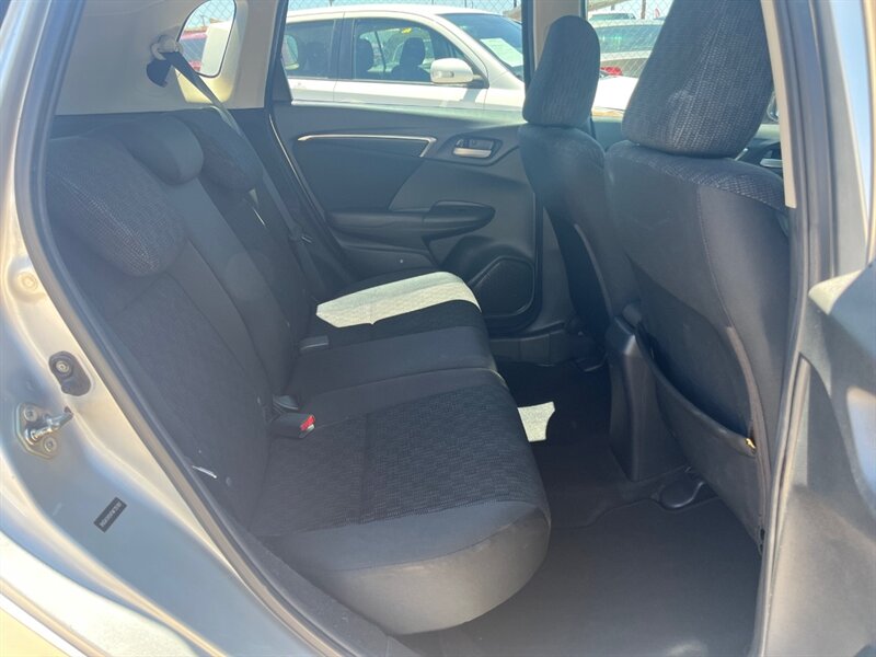 2015 Honda Fit LX   - Photo 11 - Tucson, AZ 85711